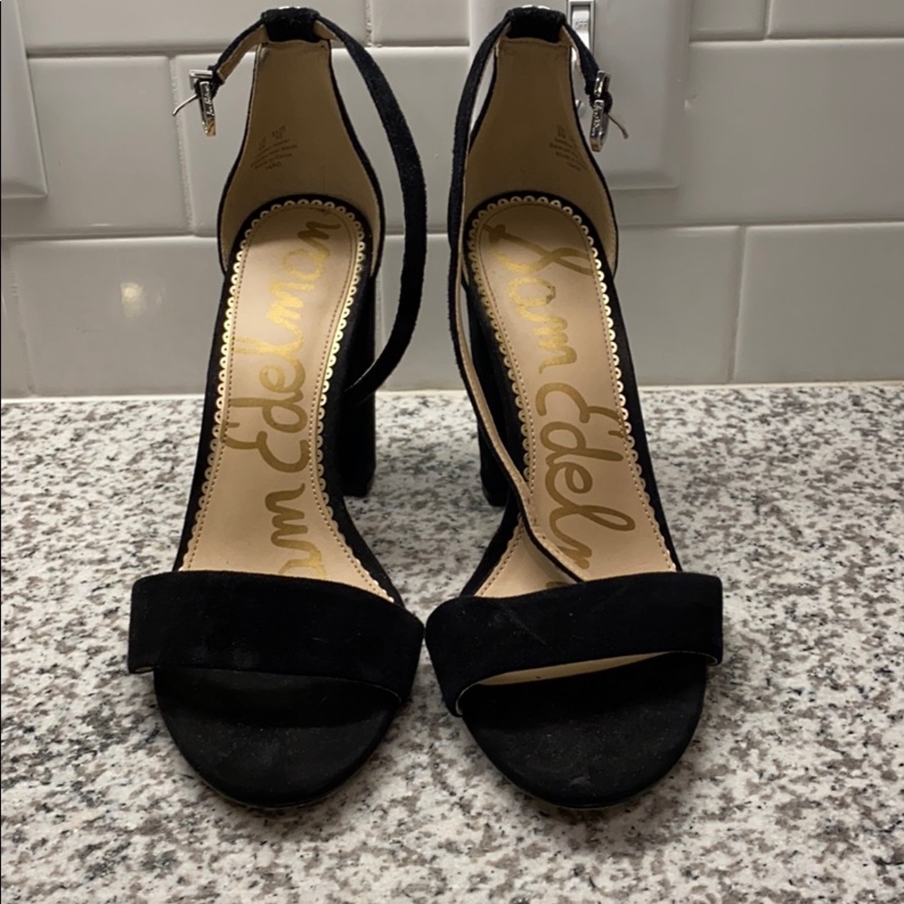 Sam Edelman black pumps